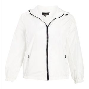 Plus Size Windbreaker In White